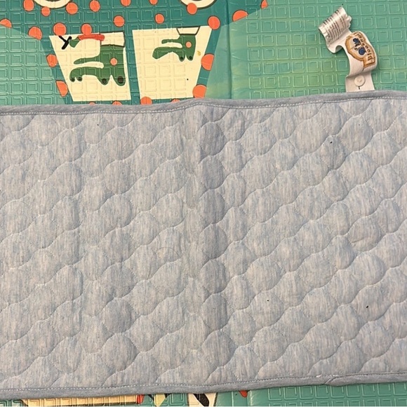 Blue snail changing pad. - Picture 3 of 3